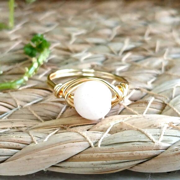 Rose Quartz Crystal Beaded Ring, Wire Wrapped Stackable Gemstone Ring, Size 8.5 - Picture 1 of 3